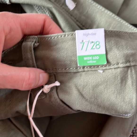 High rise wide leg carpenter pant - Picture 4 of 10